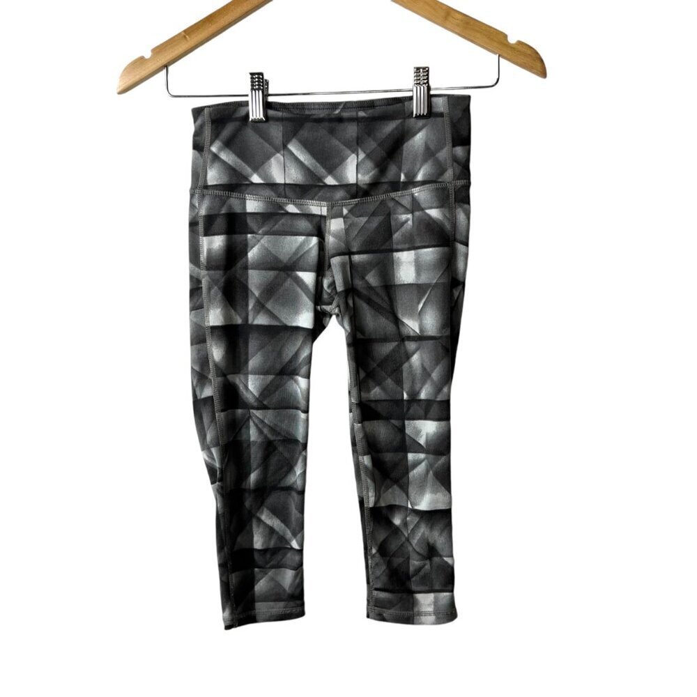 Athleta Gray Black Geometric Prism Print Cropped Leggings XXS RN 54023